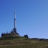 Le temple au pied de l'antenne du Puy de Dôme